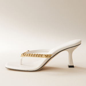 Mule à talon avec chaîne dorée